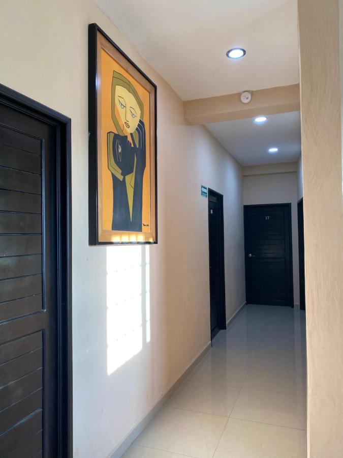 Hotel Suites La Roca Cancún Exterior foto